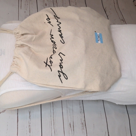 Tom's Unisex Drawstring Natural Canvas Sustainable Eco-Friendly Backpack Bag - Picture 4 of 11